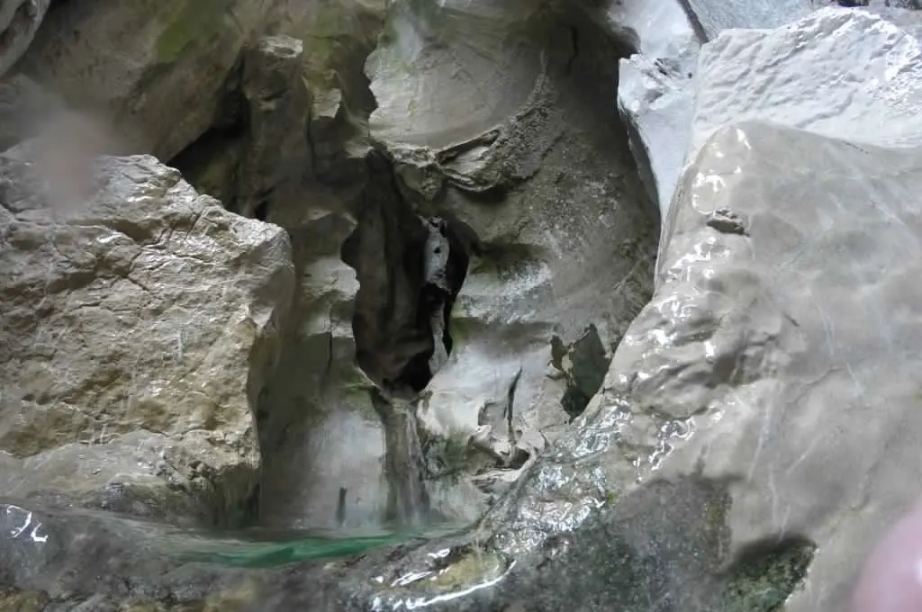 Canyoning-Grotta-Donini-Supramonte-Urzulei-Grotta-Donini-Sardina-Exploring